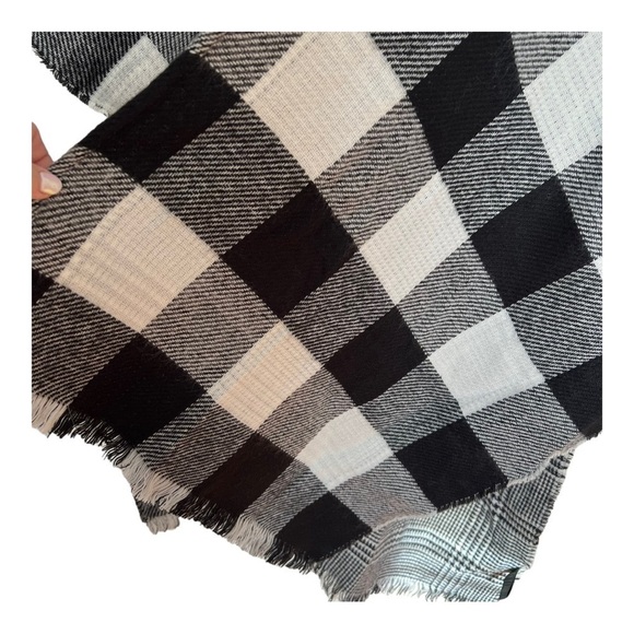 Do Everything in Love Women's Knit Plaid Check Kimono Cardigan Sweater one size - Picture 4 of 6